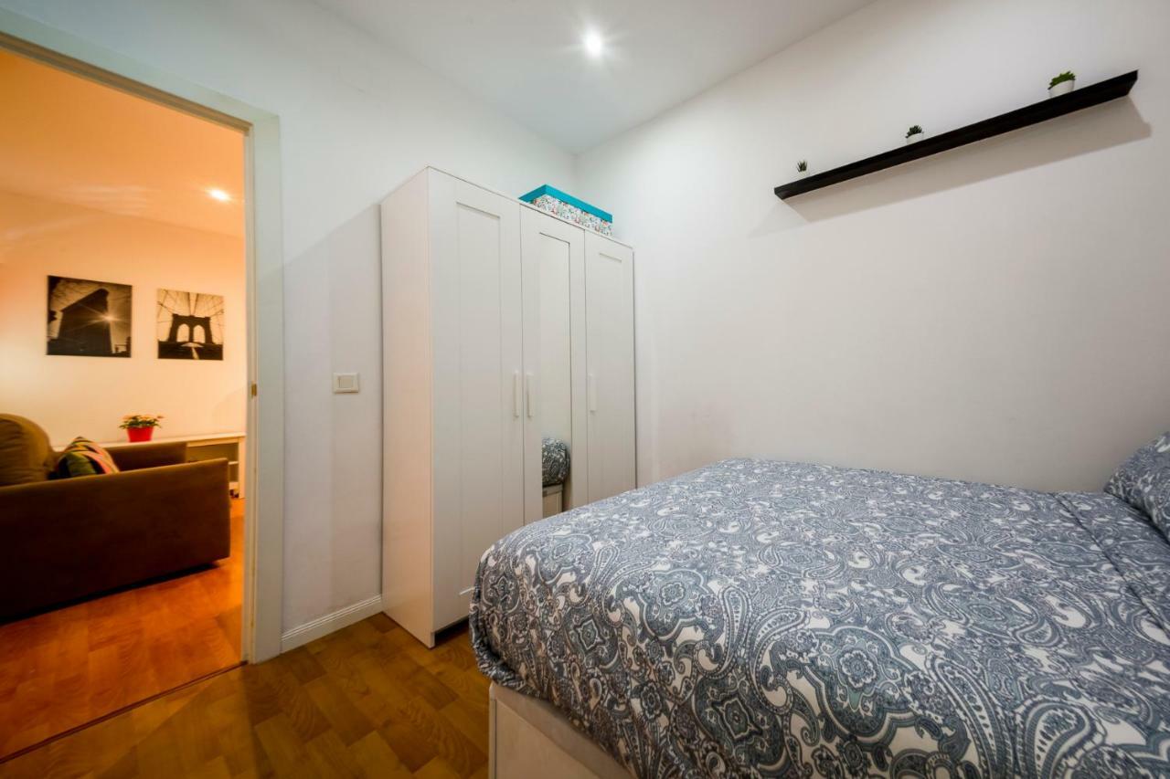 Apartamento Colegiata Madrid Exterior foto