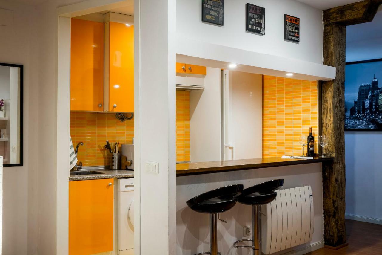 Apartamento Colegiata Madrid Exterior foto